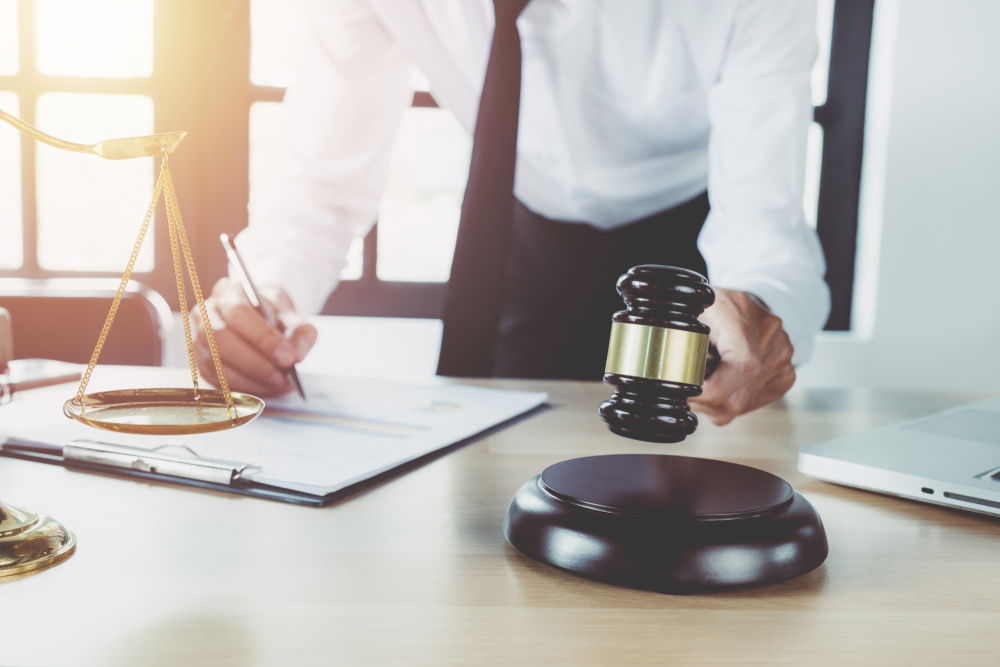 החייל שיידה אבנים - יעשה עבודות שירות