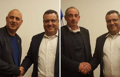 ליאון במעמד החתימות, אמש