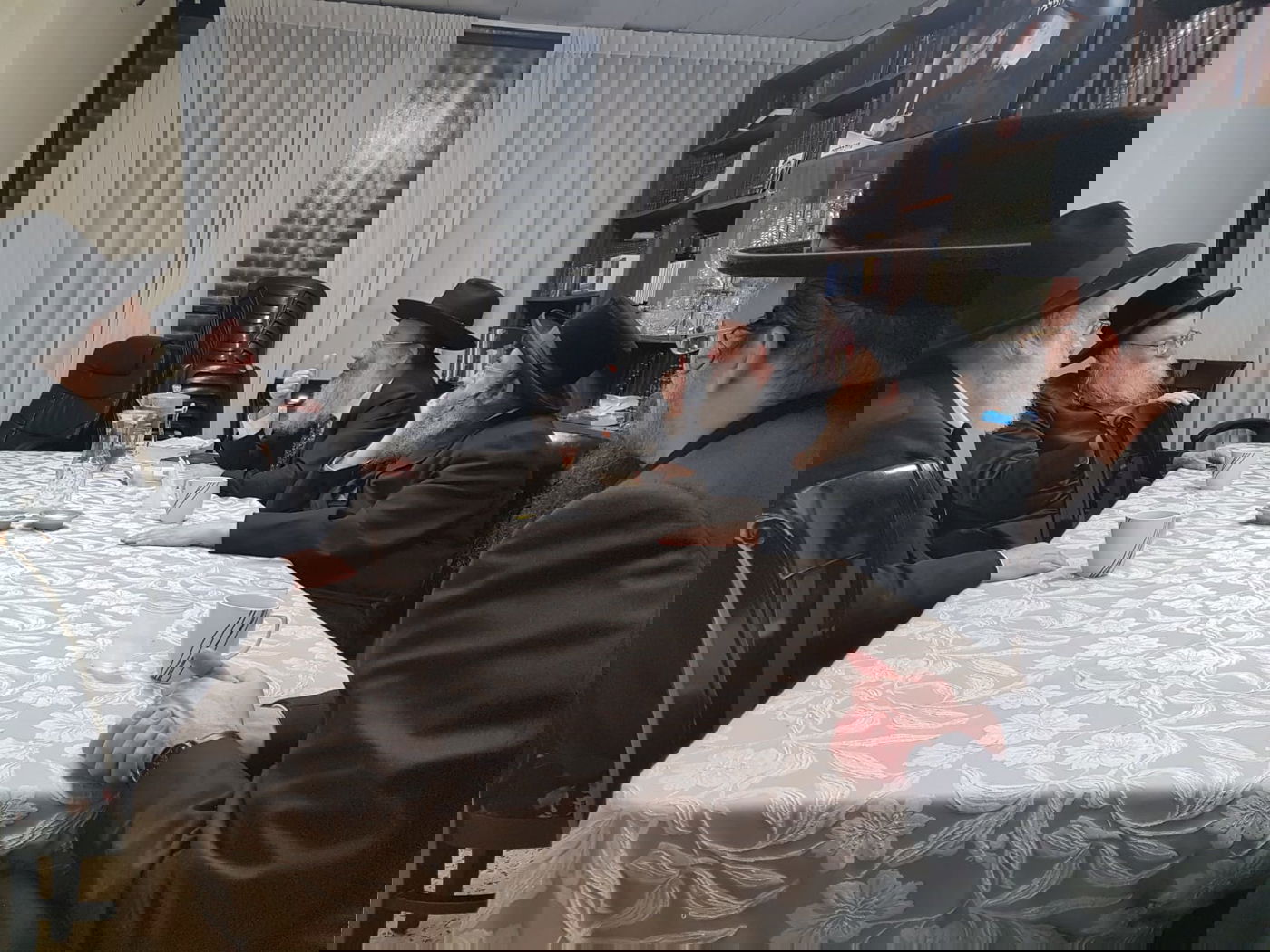 פגישת רבני בעלזא עם ראש העיר, השבוע