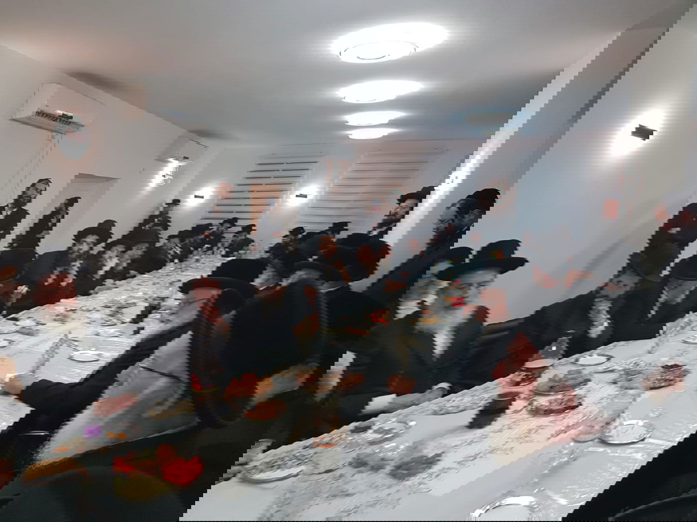 מזכיר המועצת: "צריך לבדוק האם החסידים הפכו לקנאים"