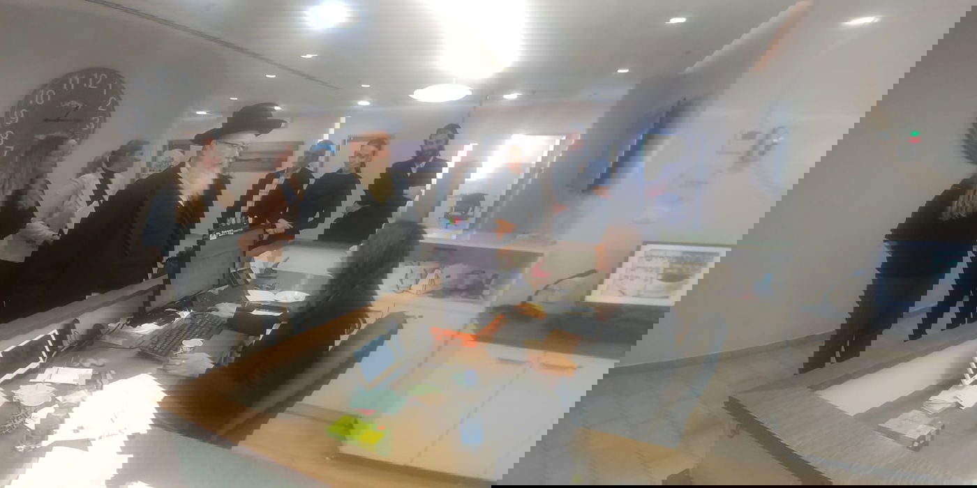 סגן שר הבריאות הרב יעקב ליצמן הגיע לסיור במחוז דרום של מכבי שירותי בריאות