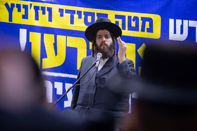 פרוש, במטה ויז'ניץ - ערב הבחירות