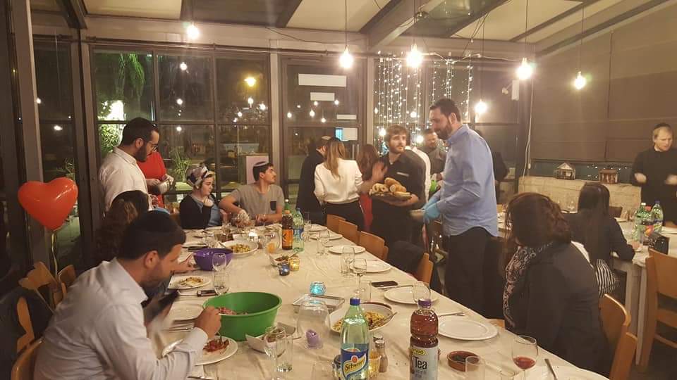 מחפשים תוכן למסיבה? סדנאות אוכל בהנחיית שף מקצועי