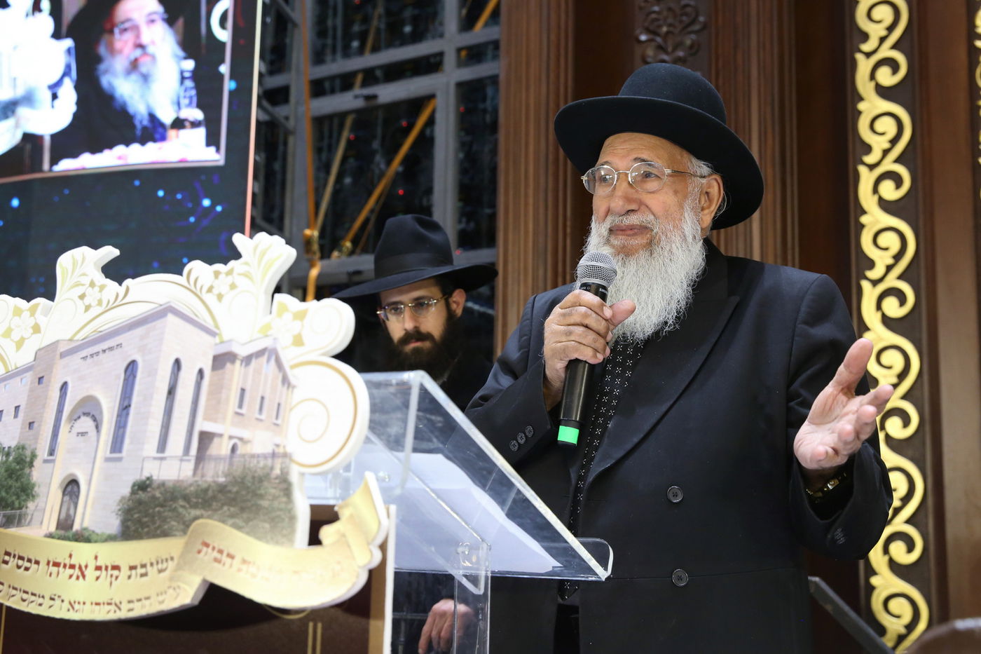 החגיגה הכפולה בישיבת 'קול אליהו' • תיעוד