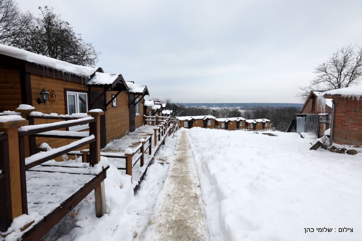 אלפים בציונו של בעל התניא בהאדיטש • צפו