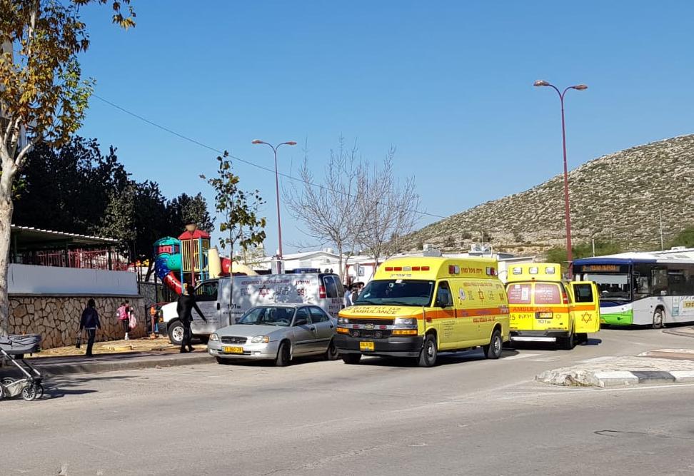 כוחות ההצלה בזירת האסון, אמש