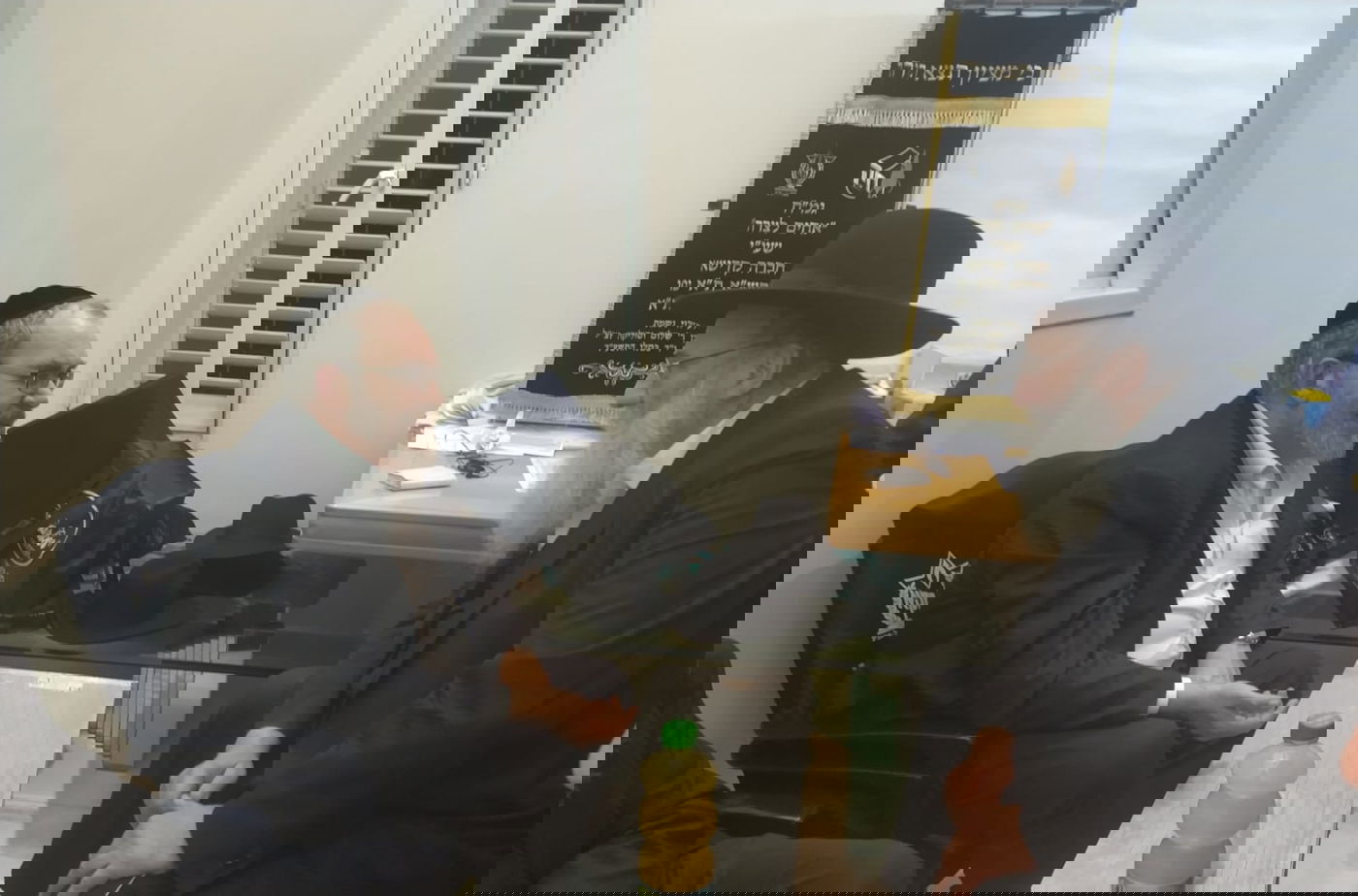 רבנים ואישי ציבור: ניחום האבלים אצל ח"כ יעקב אשר • צפו