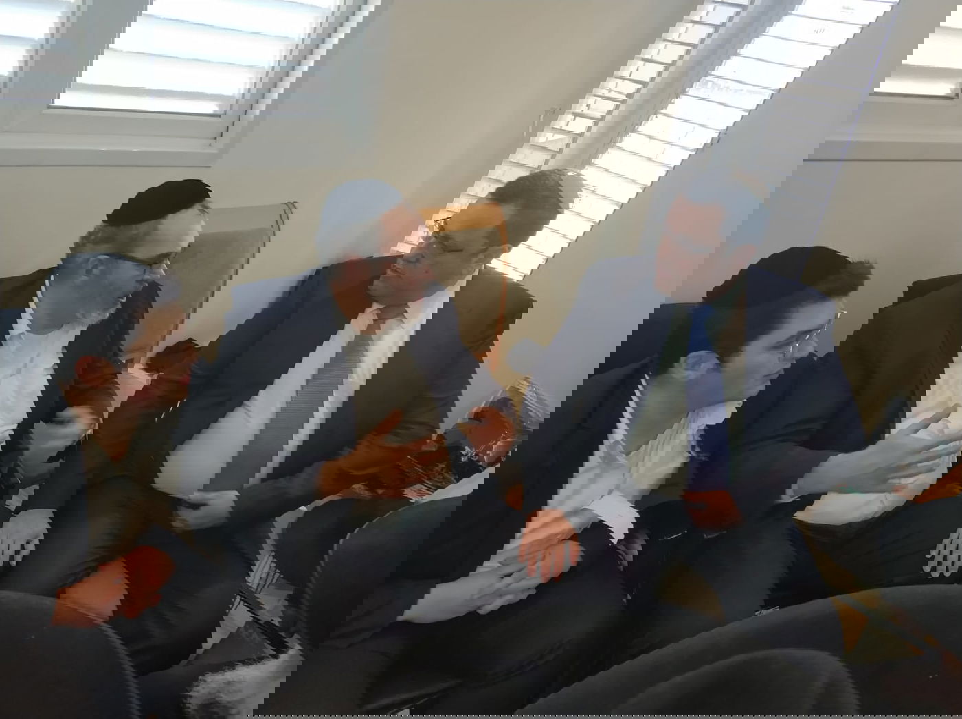 רבנים ואישי ציבור: ניחום האבלים אצל ח"כ יעקב אשר • צפו