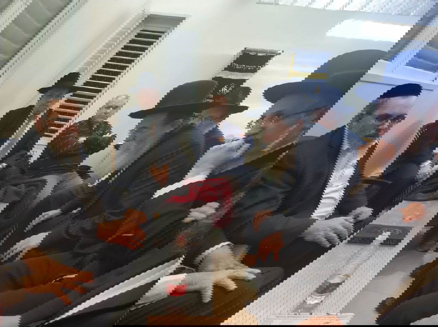 רבנים ואישי ציבור: ניחום האבלים אצל ח"כ יעקב אשר • צפו