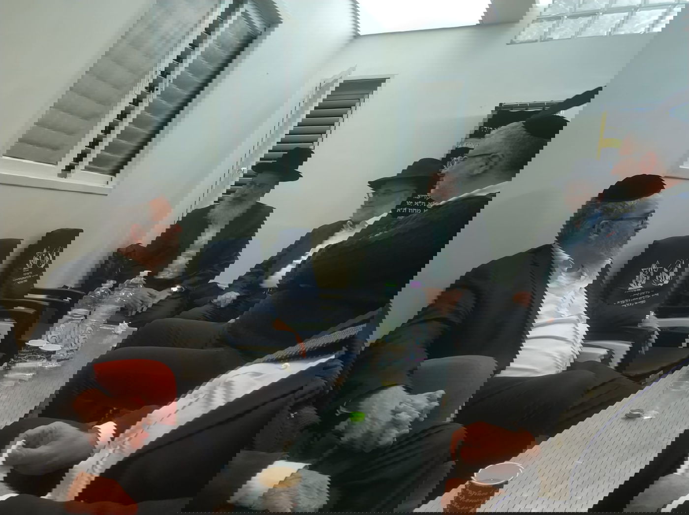 רבנים ואישי ציבור: ניחום האבלים אצל ח"כ יעקב אשר • צפו