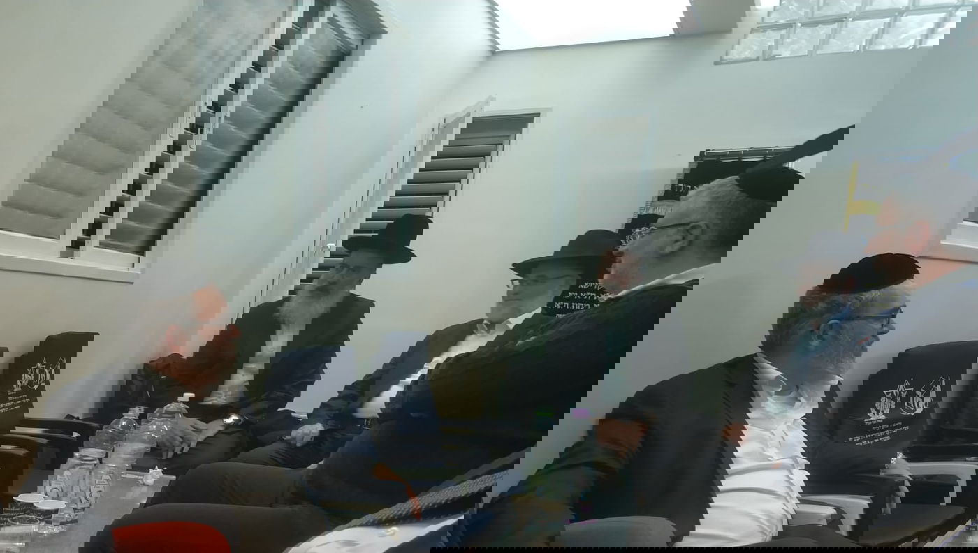 רבנים ואישי ציבור: ניחום האבלים אצל ח"כ יעקב אשר • צפו