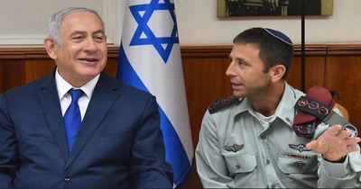 נתניהו ומזכירו הצבאי אבי בלוט