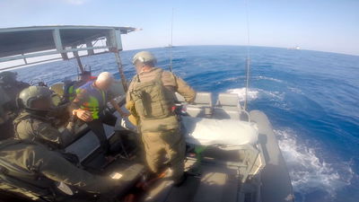 חיילים משתלטים על משט טרור לפני כחצי שנה