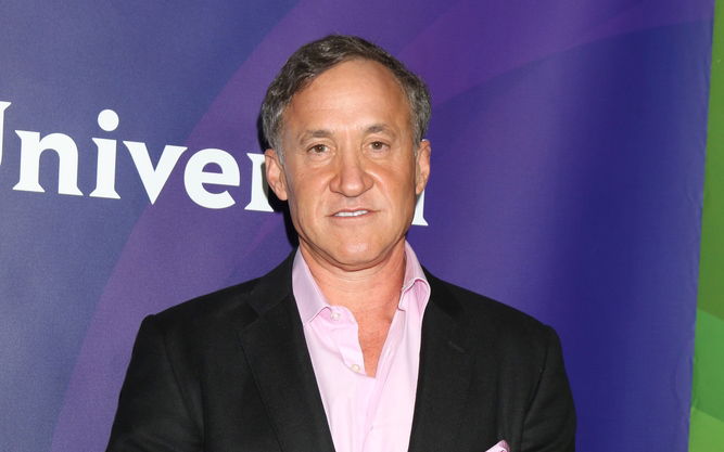 ד"ר טרי דוברו.