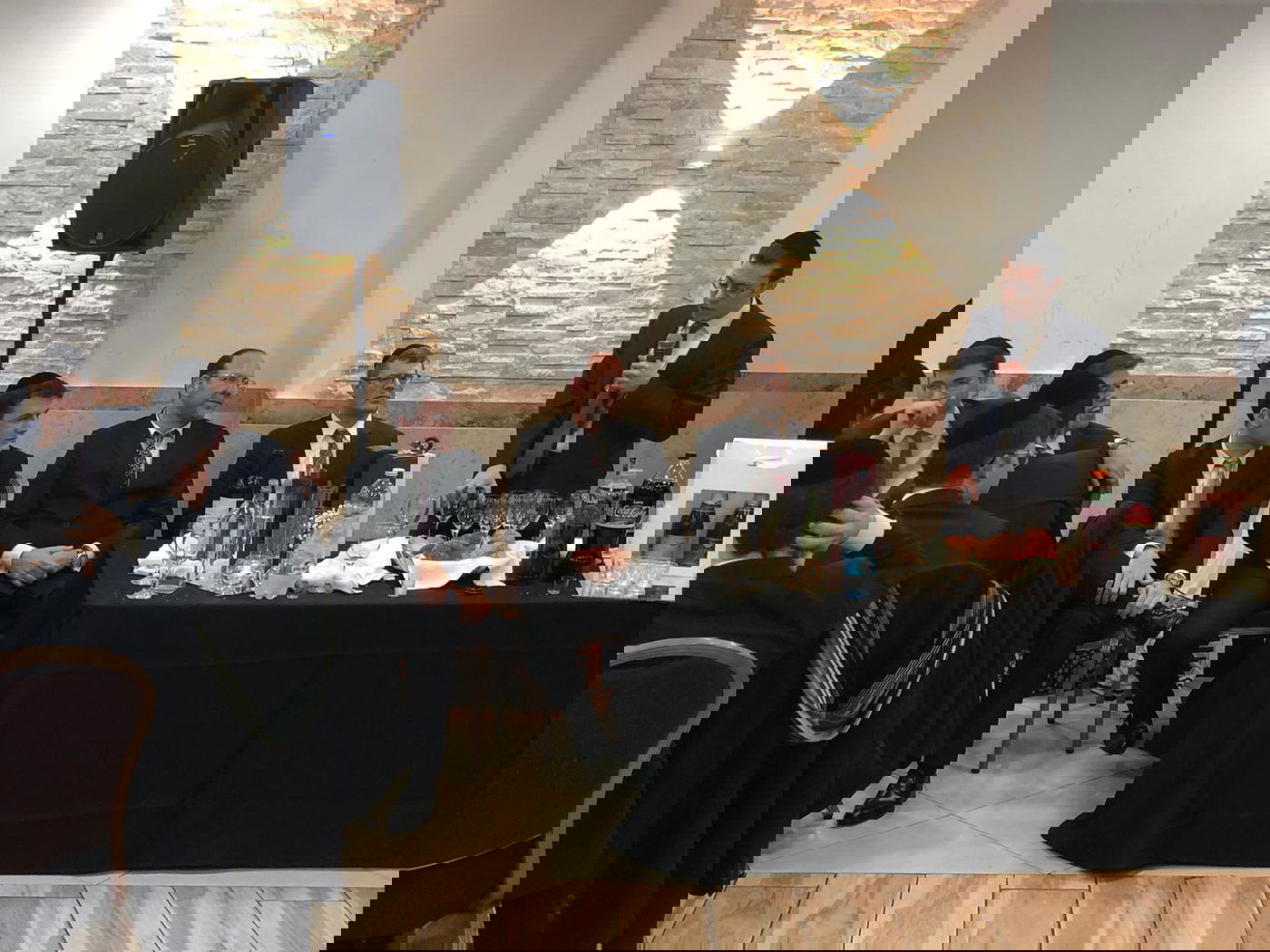 החתן יונתן שיינפלד ואוהד מושקוביץ • צפו