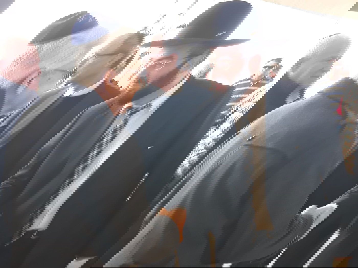 לווית משה ארנס בנוכחות אח"מים נוהלה בידי רבה של סביון