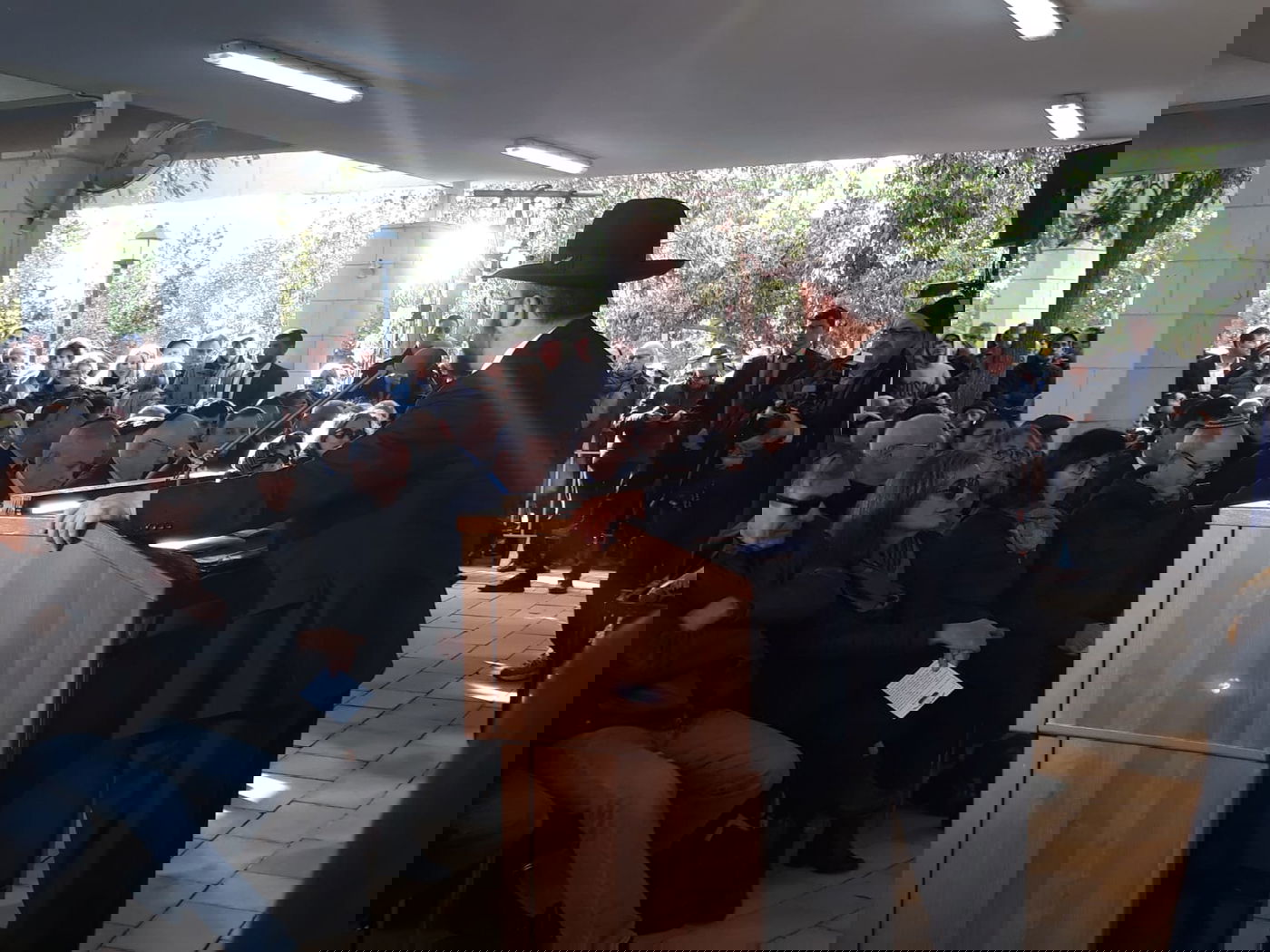 לווית משה ארנס בנוכחות אח"מים נוהלה בידי רבה של סביון