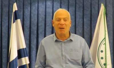 השר אריאל על הגשם