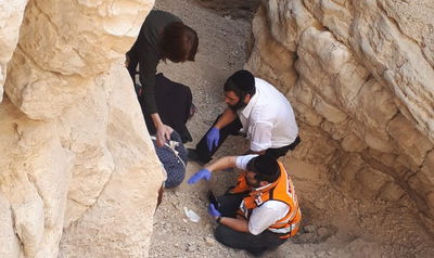 תלמידת סמינר נפלה בטיול מגובה 8 מטרים - וחולצה