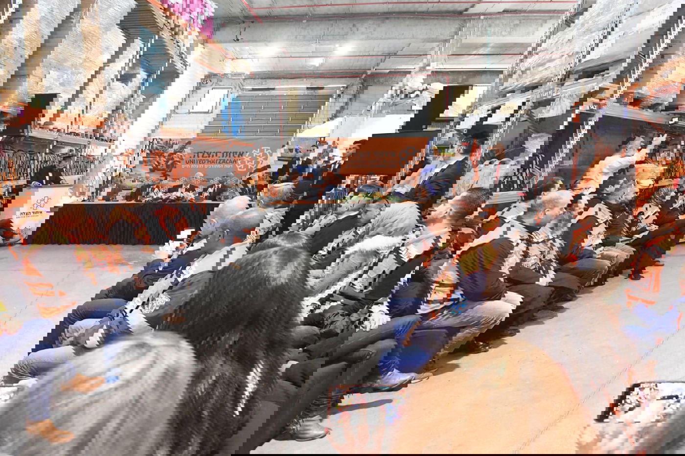 נשיא המדינה ביקר במרכז של 'איחוד הצלה' • צפו בגלריה