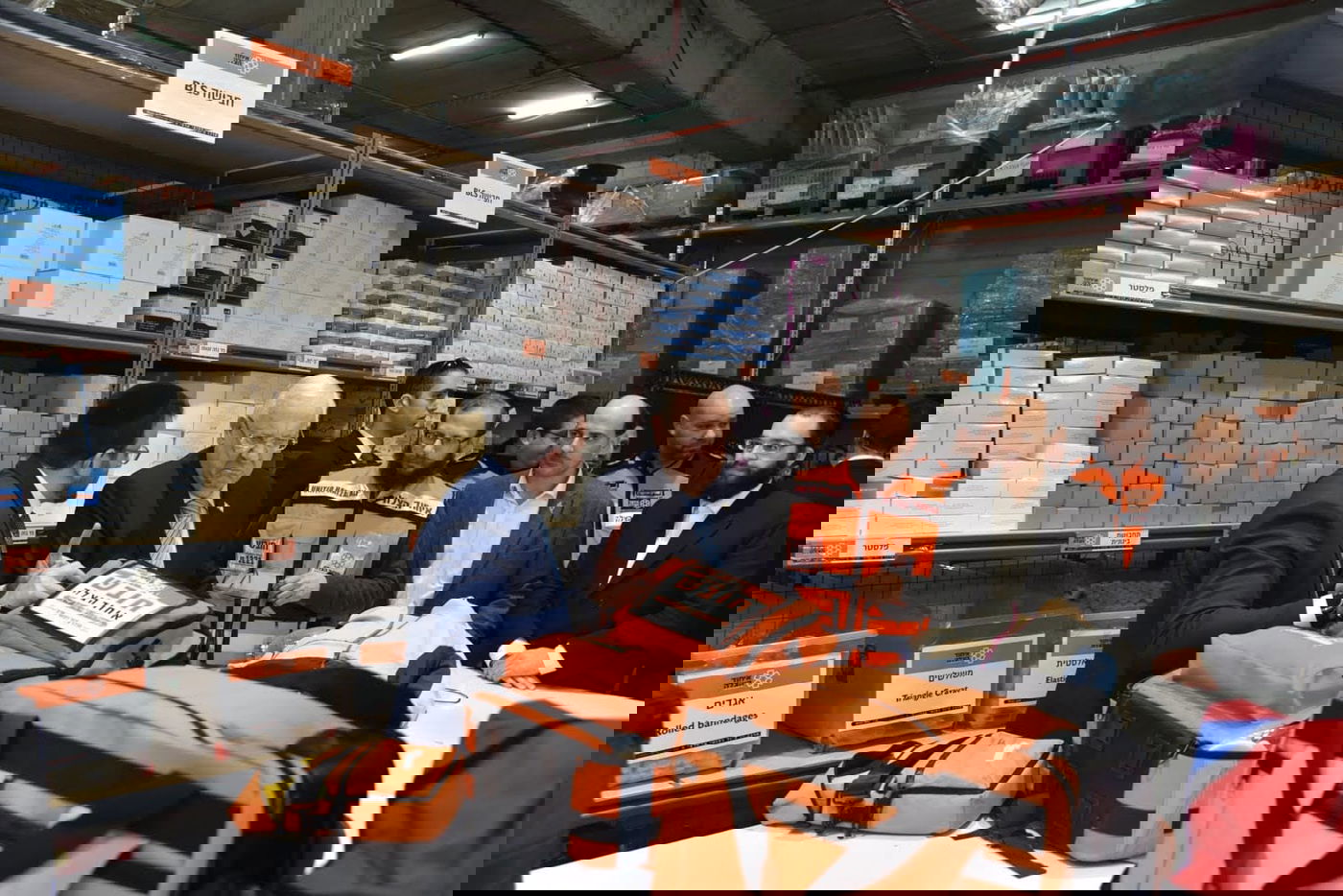 נשיא המדינה ביקר במרכז של 'איחוד הצלה' • צפו בגלריה