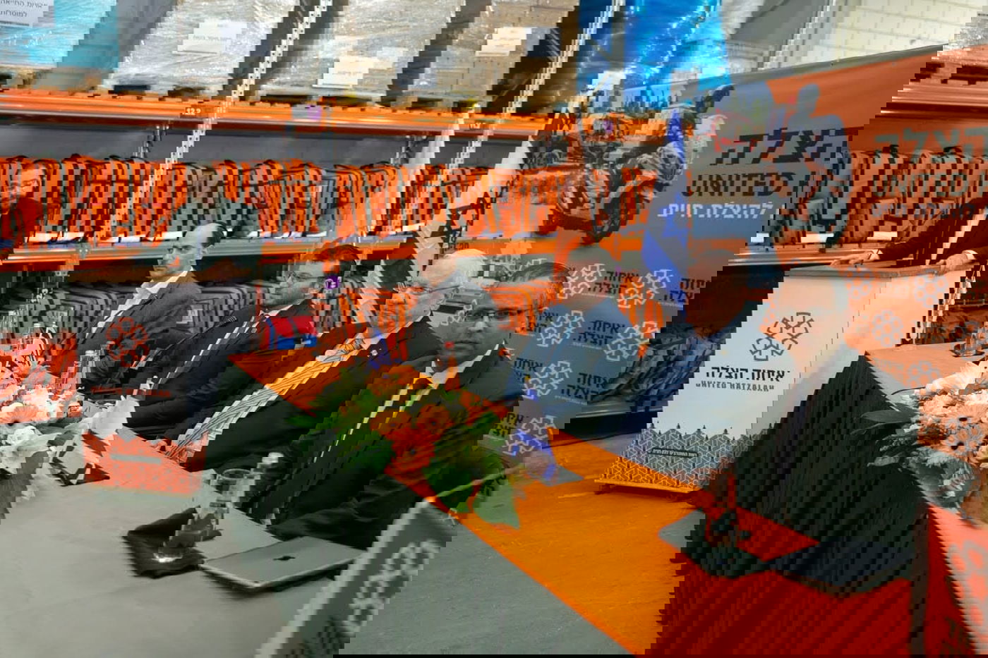 נשיא המדינה ביקר במרכז של 'איחוד הצלה' • צפו בגלריה