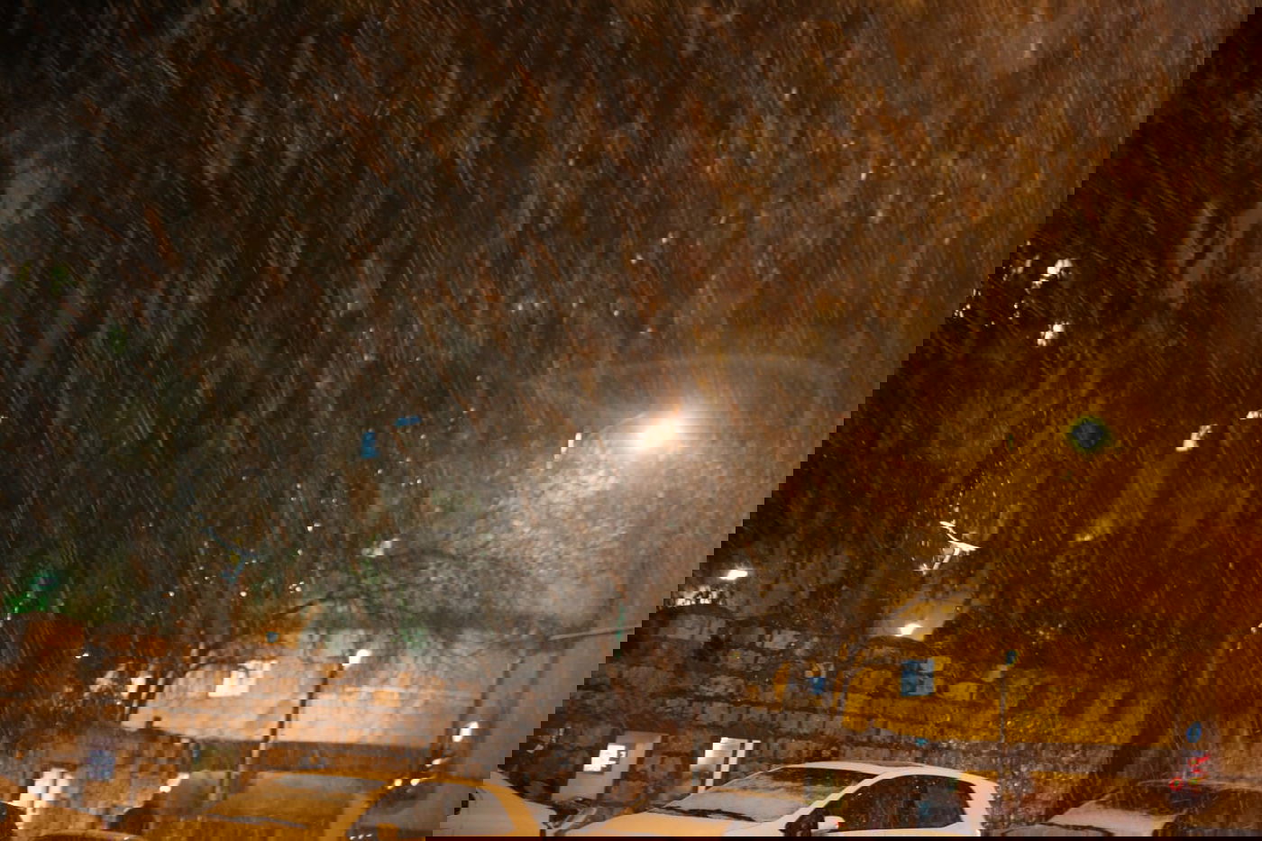 שלג מאכזב: הלימודים - כרגיל. תיעוד מי-ם