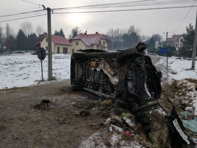המכונית לאחר התאונה