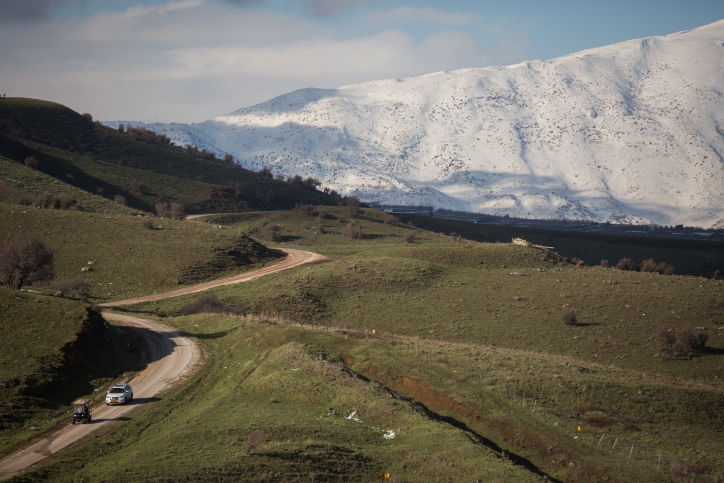 גלריה משמחת: מפל סער שוצף וגועש • צפו
