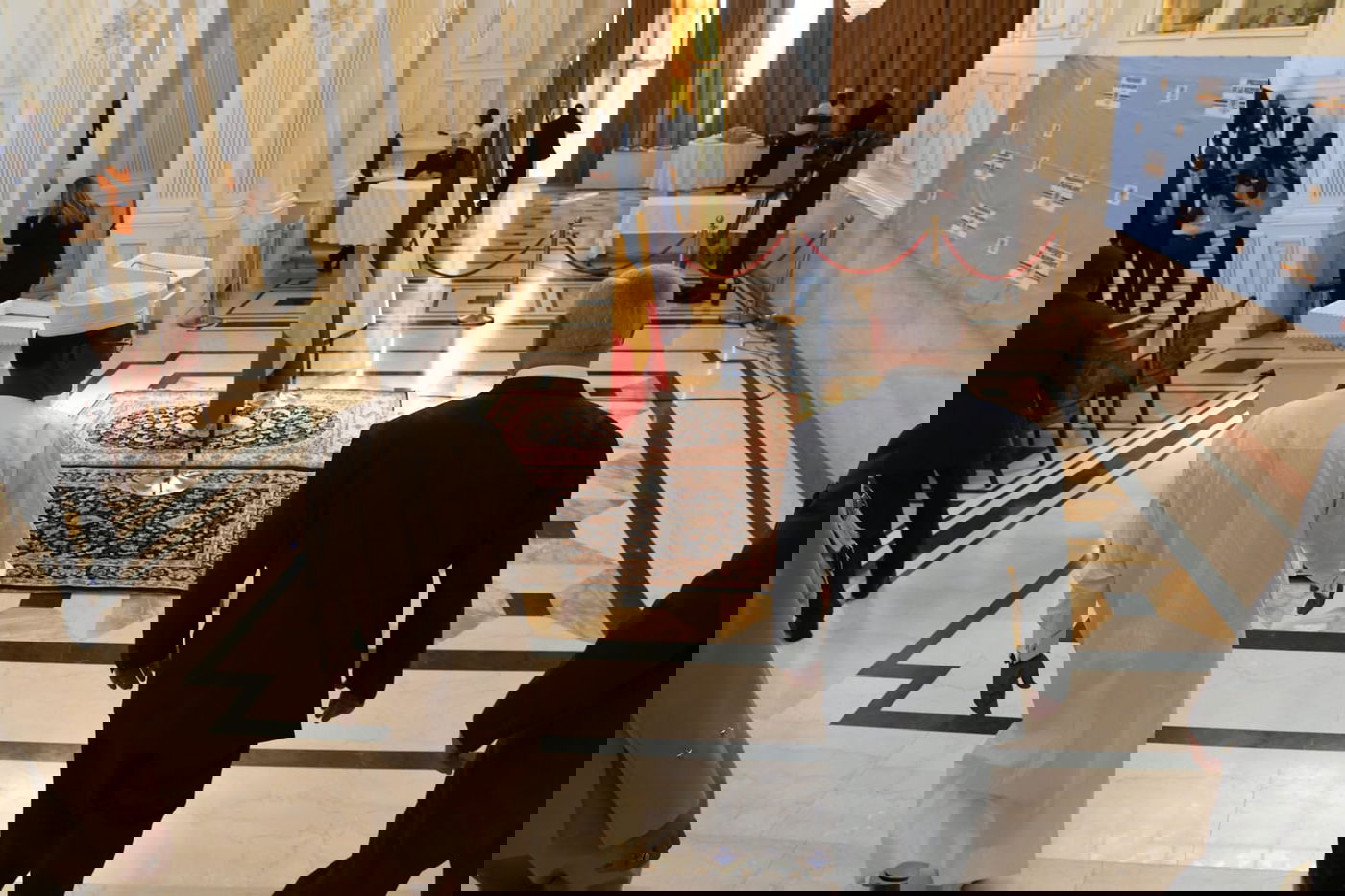 נתניהו: אנחנו פוגעים באיראן - גם כשאני נמצא בחוץ לארץ