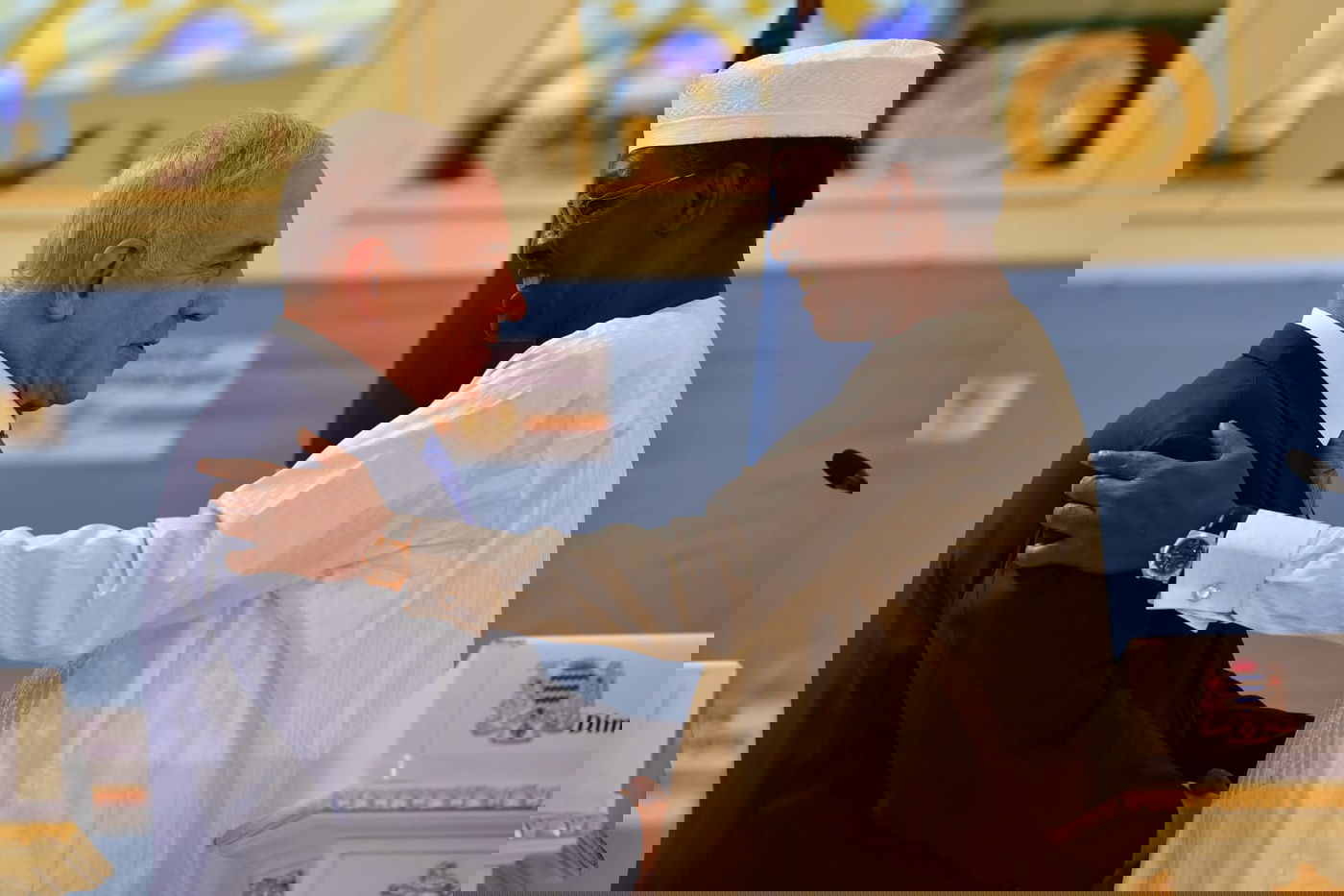 נתניהו: אנחנו פוגעים באיראן - גם כשאני נמצא בחוץ לארץ