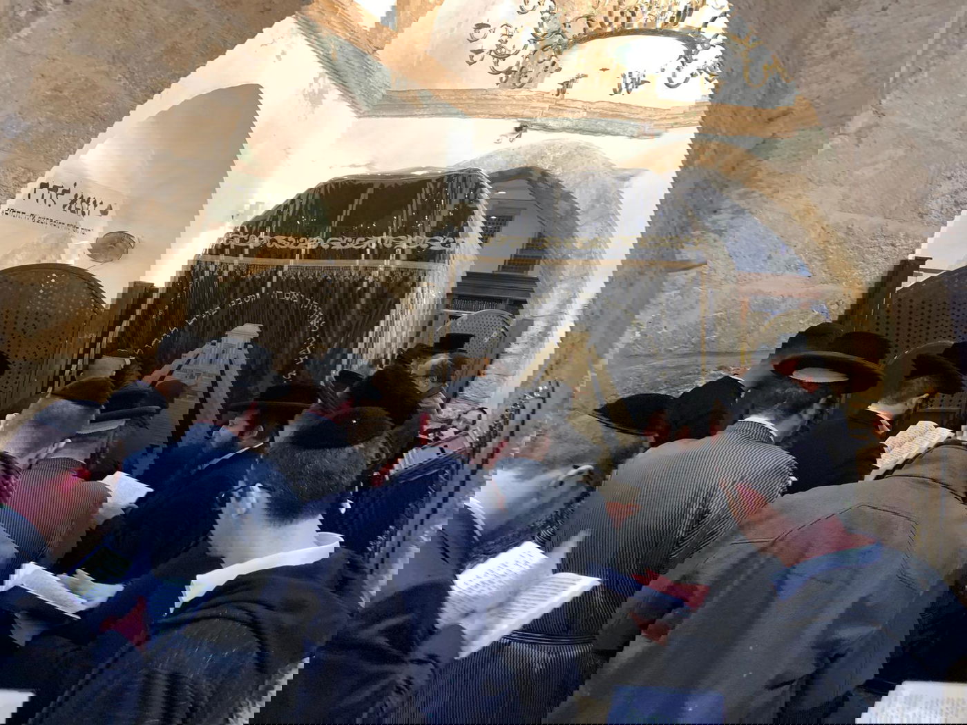 מרגש: חבריו של הפצוע התחננו לרפואתו