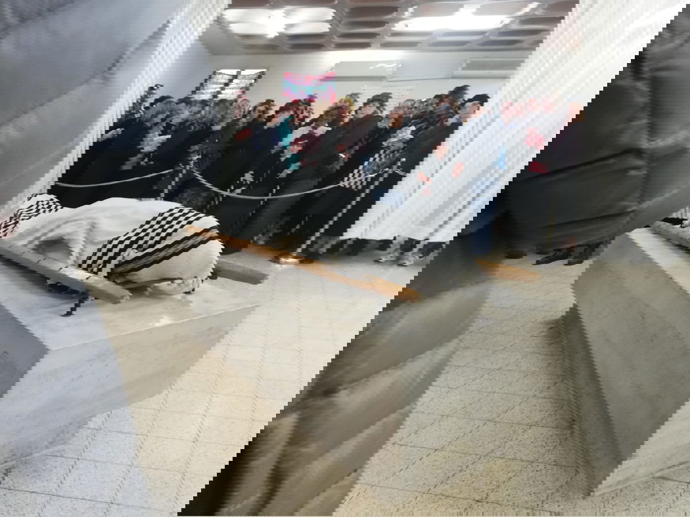 תיעוד דומע: מאות בהלווית יצחק הולצברג ז"ל