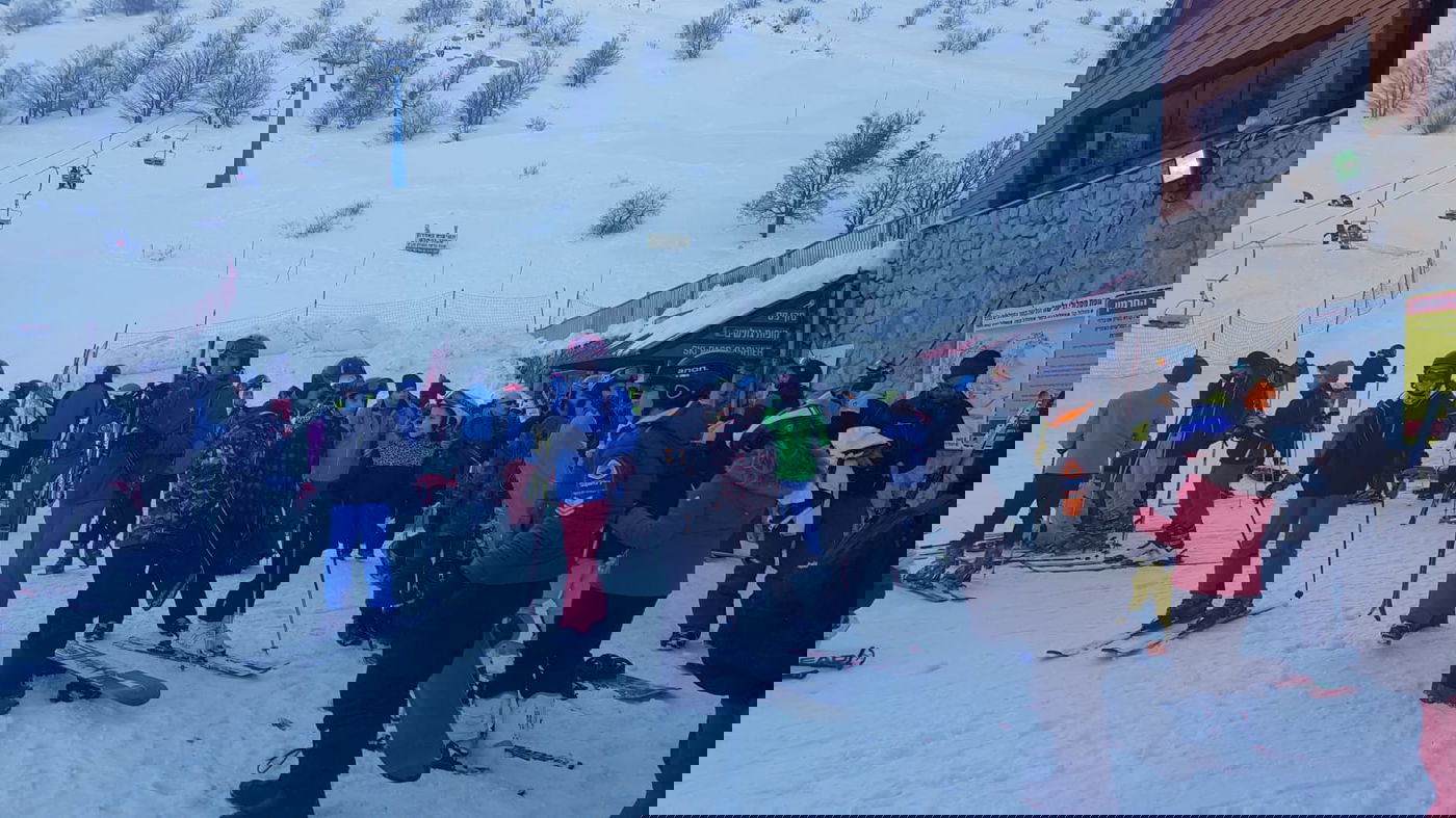 אחרי היירוט: מאות ישראלים נוהרים לחרמון