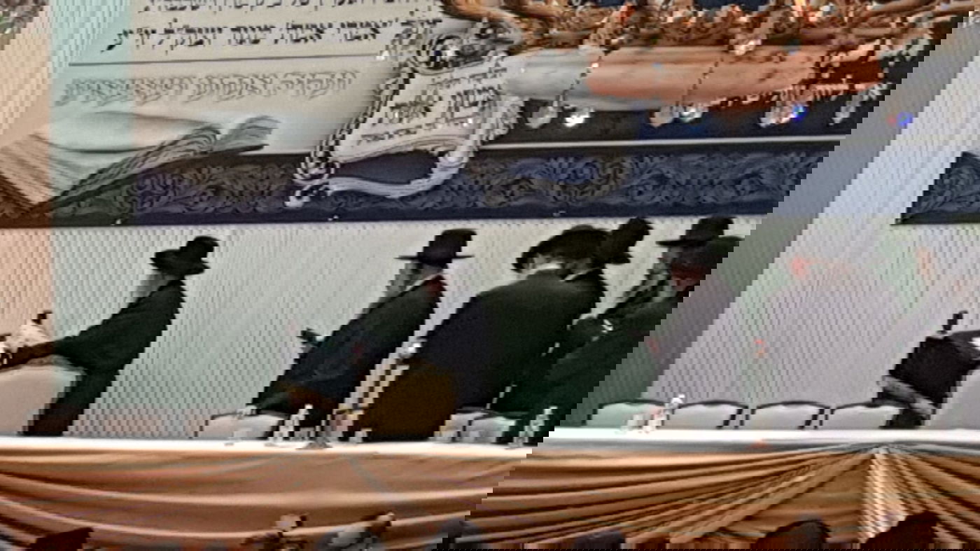 באורח נדיר: האדמו"ר מגור דיבר בפני הציבור • צפו