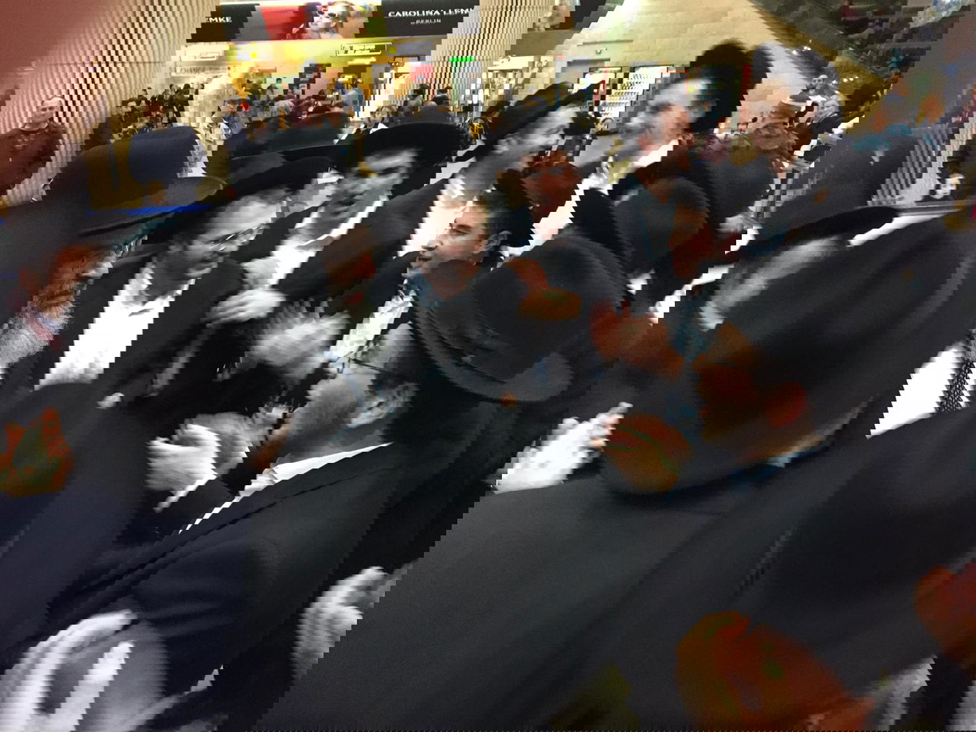 הגאון רבי יעקב בנדר בביקור בישראל • צפו