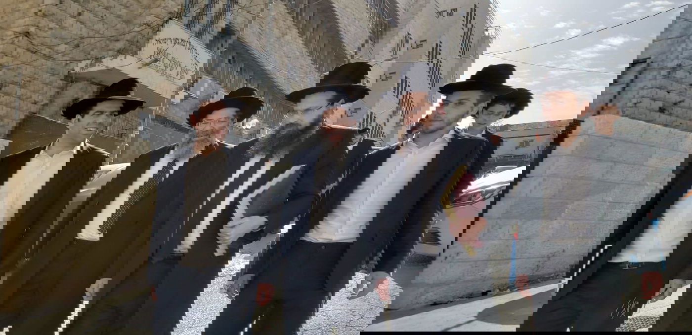 הגאון רבי יעקב בנדר בביקור בישראל • צפו