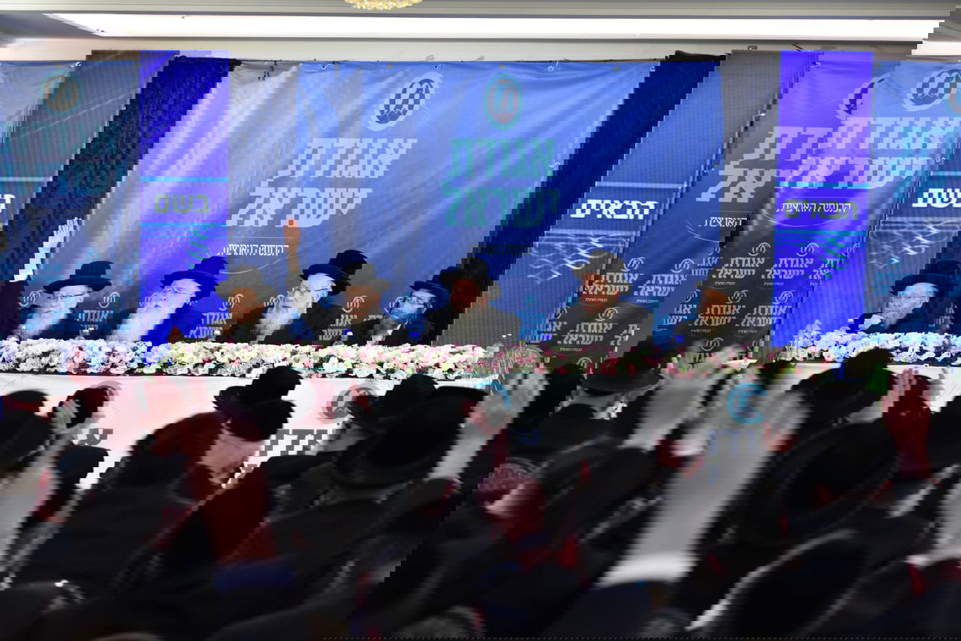 מאשרים את ההסכם