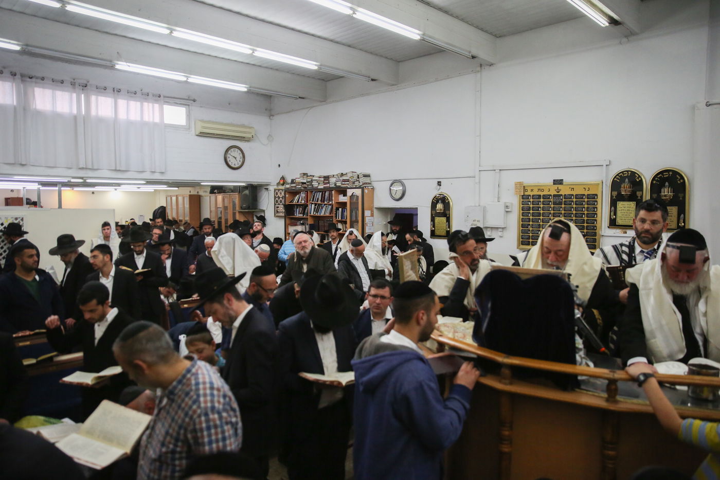 צפו: תיקון שובבי"ם עם הראשון לציון והגר"י כהן