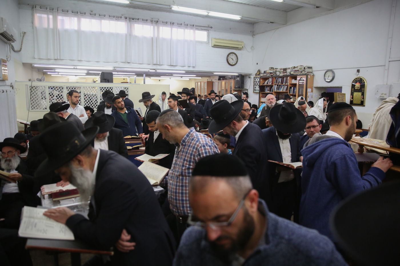 צפו: תיקון שובבי"ם עם הראשון לציון והגר"י כהן