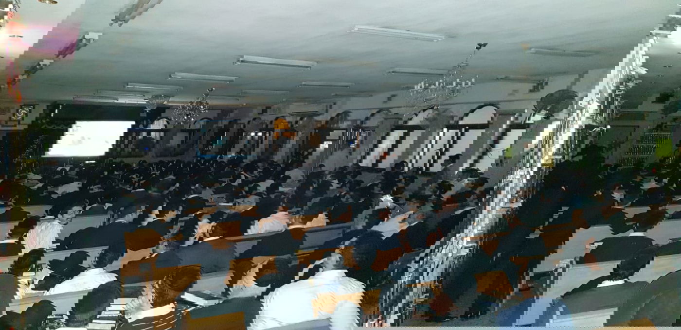 הבני ברקים מאיגוד בני הישיבות באו לצפות בסרט