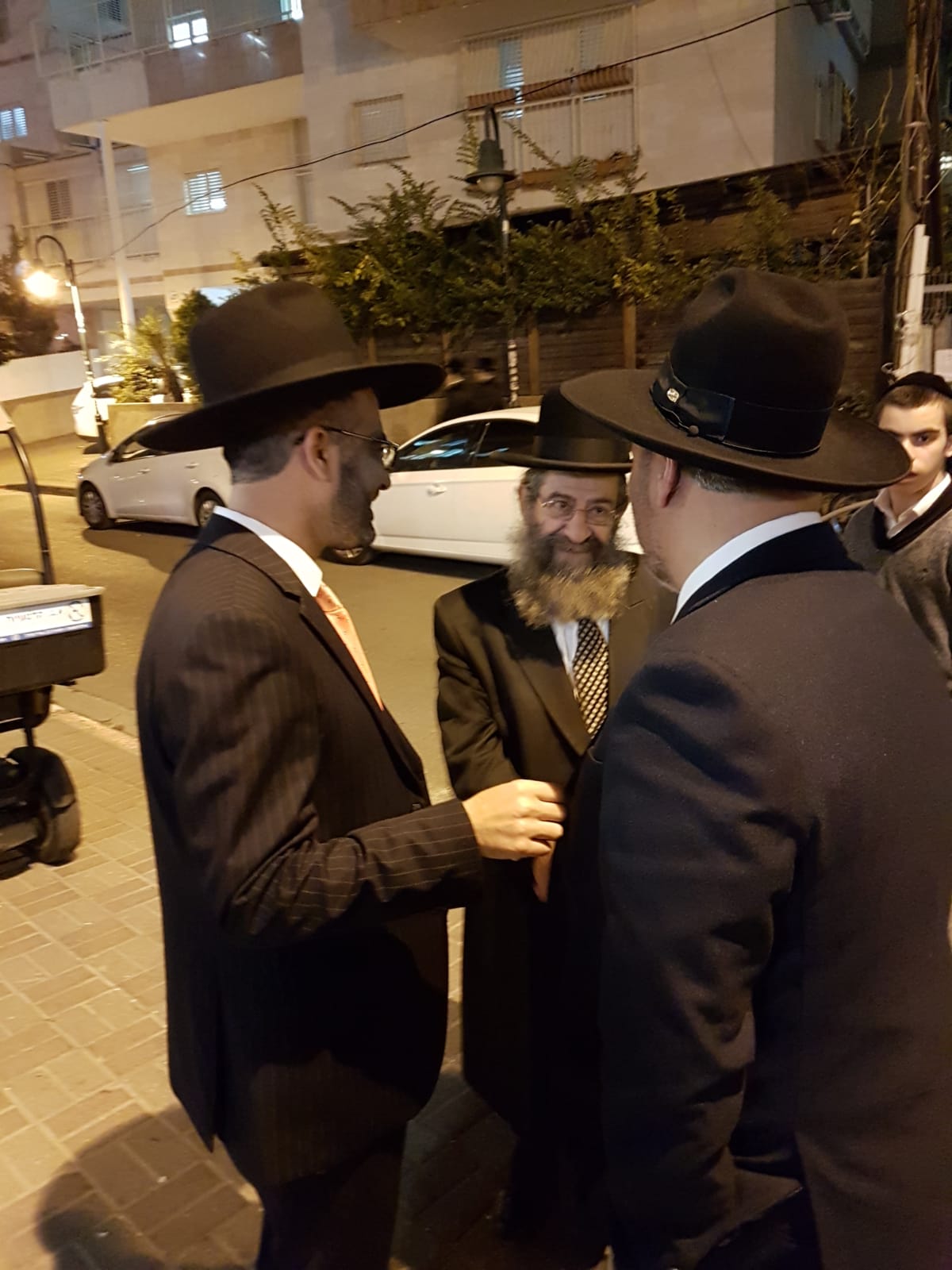 הבני ברקים מאיגוד בני הישיבות באו לצפות בסרט