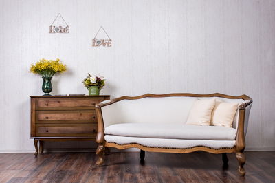 טיפ ממעצבת פנים: כך תבחרו רהיטים לחלל קטן