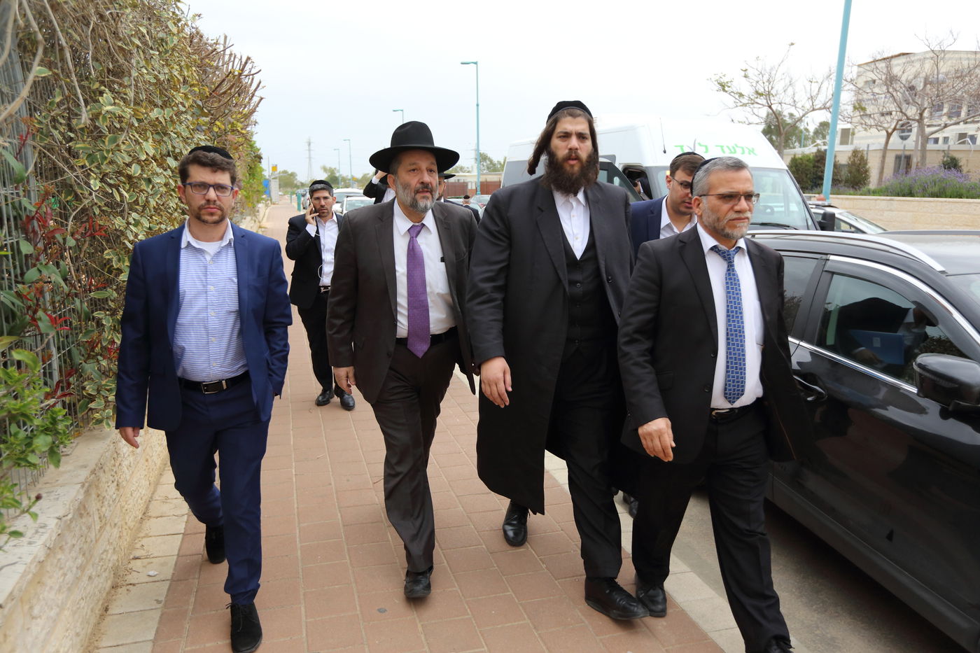 דרעי עם פרוש