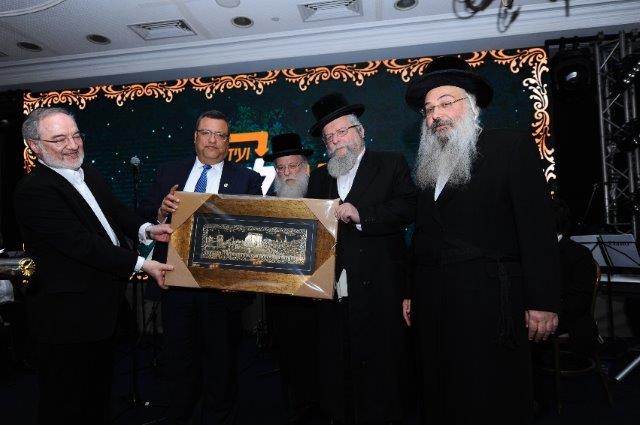 ועידת מעגלים דחסידי בעלזא • צפו בגלריה