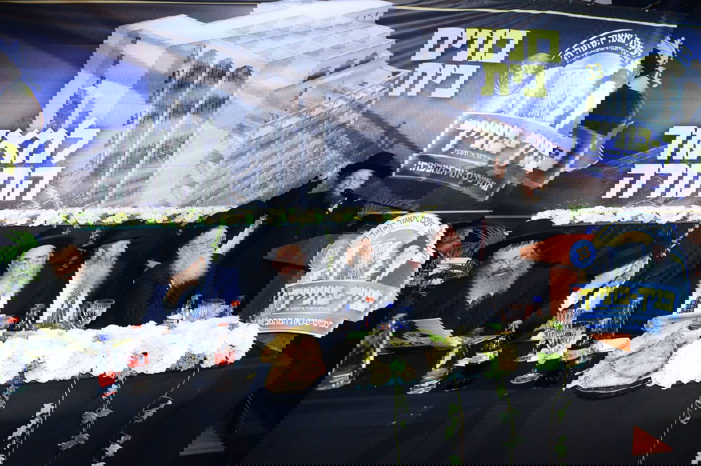 הרב שלום בער ואריה דרעי סיכמו על סכום