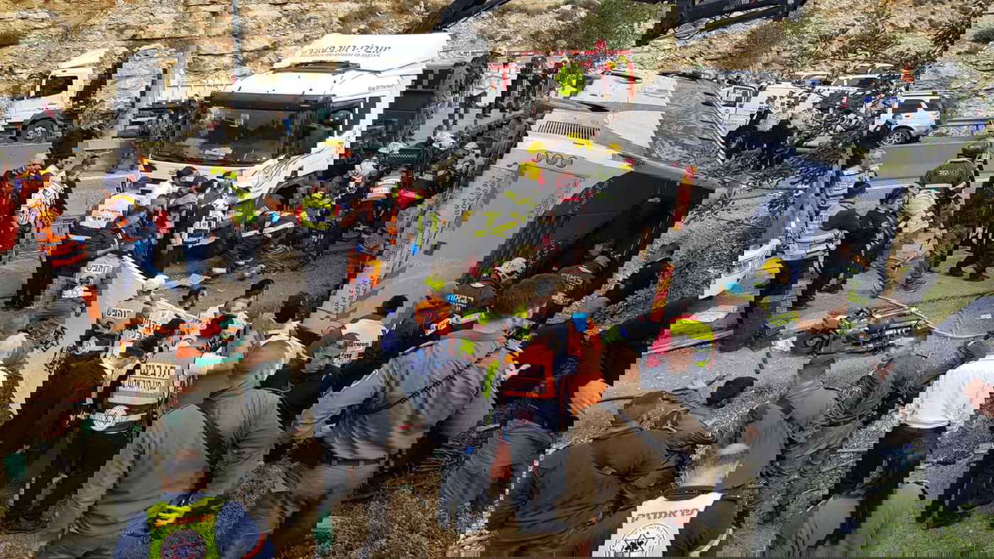 אוטובוס התהפך | ארכיון