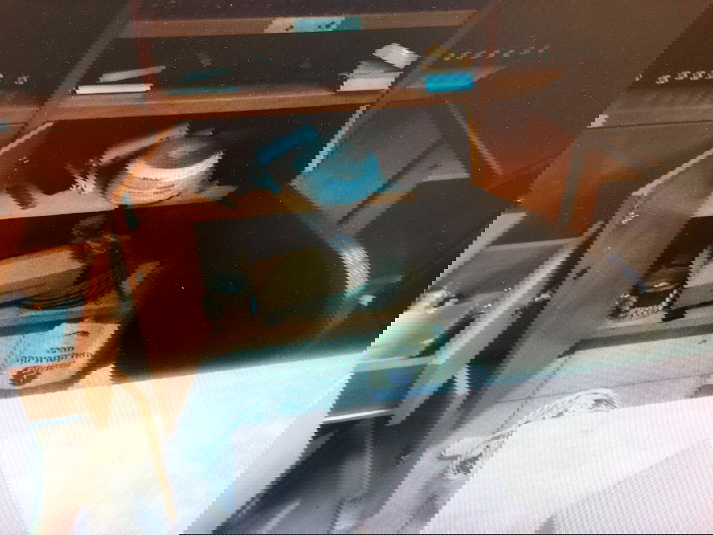 אשדוד: אלמוני פרץ לבית כנסת וגנב תפילין