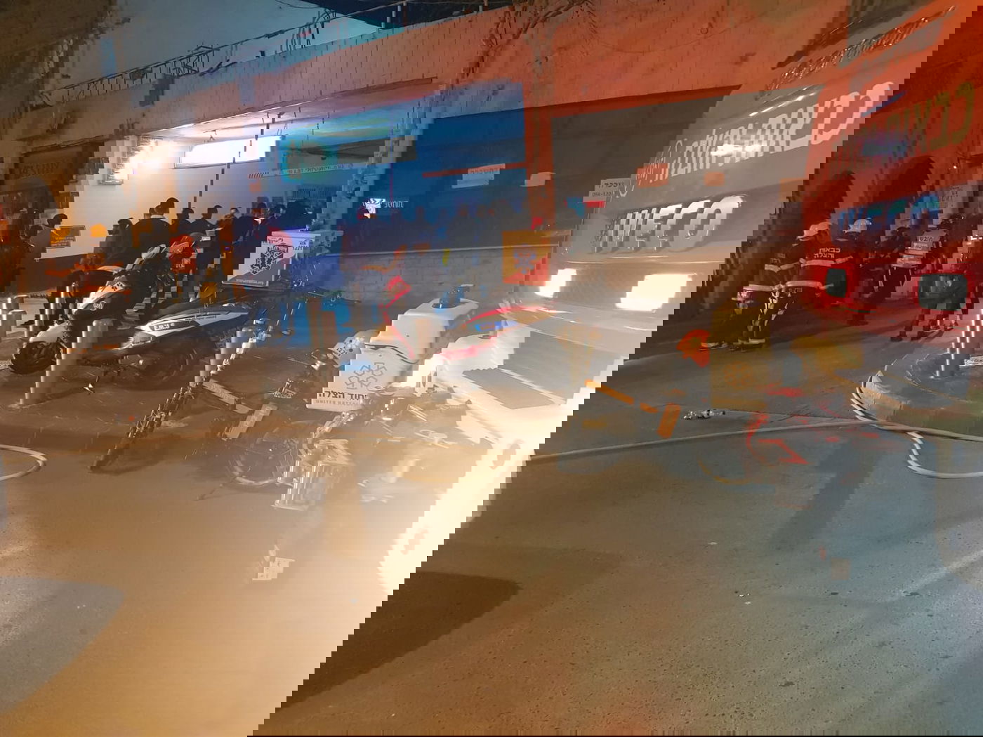 אש במרכז ירושלים: 5 פצועים, בהם ילדים, בדירה שנשרפה