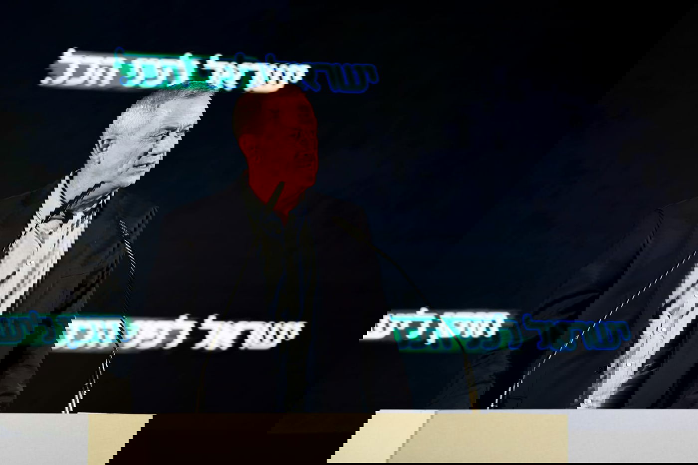 בני גנץ: "נתניהו משתמש בקודש הקודשים הביטחוני לצורכי קמפיין"